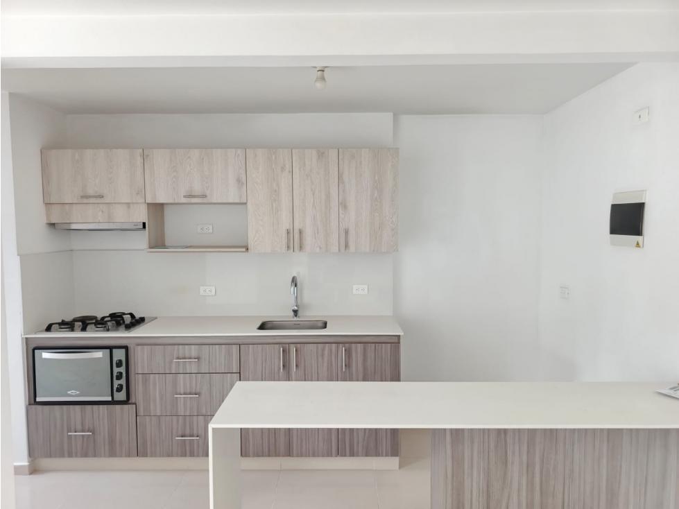 ARRIENDO ESPECTACULAR APARTAMENTO EN CALASANZ PARTE ALTA — foto 4