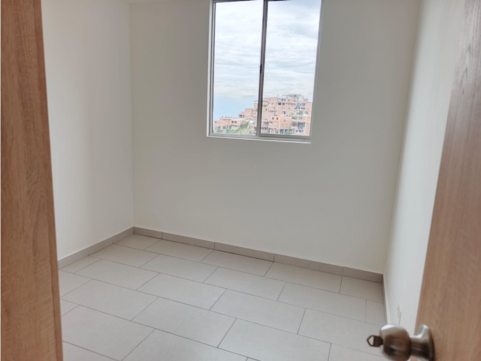 APARTAMENTO EN ARRIENDO SECTOR DE CALASANZ — foto 6