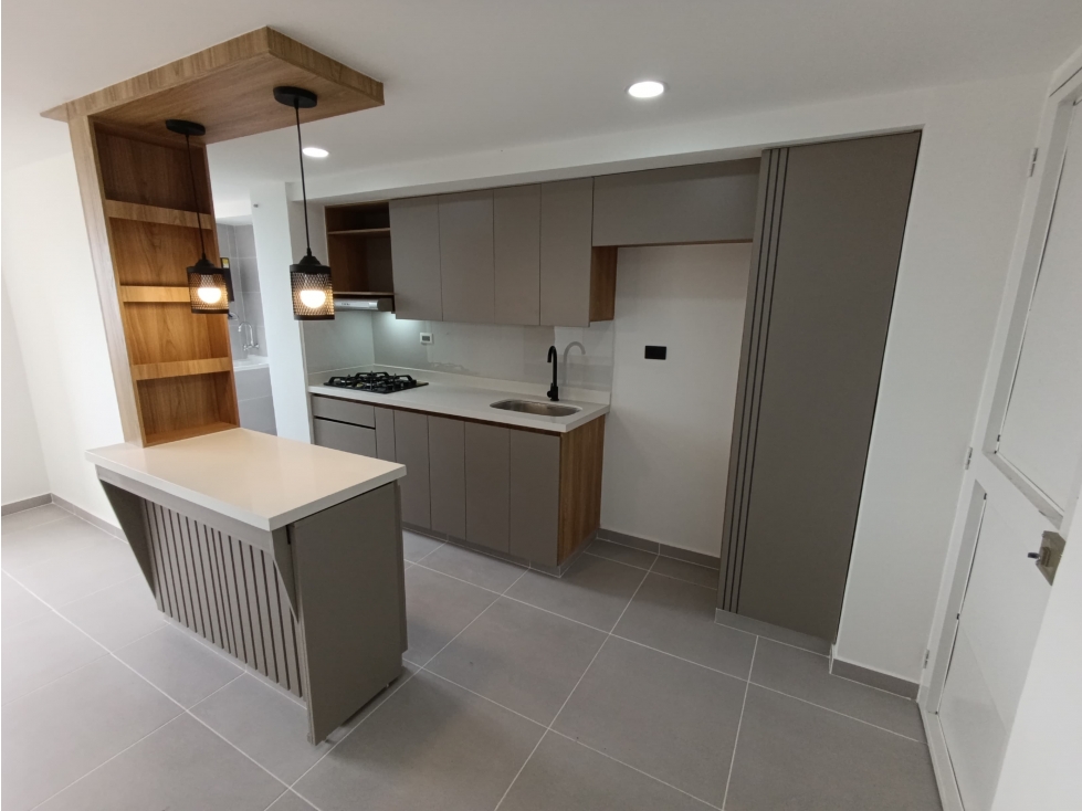 ARRIENDO APARTAMENTO SECTOR CALASANZ — foto 4
