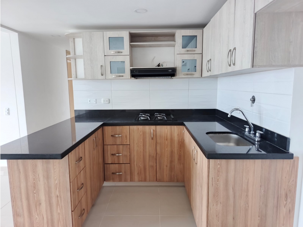 ARRIENDO APARTAMENTO BELLO SECTOR BUCAROS — foto 2