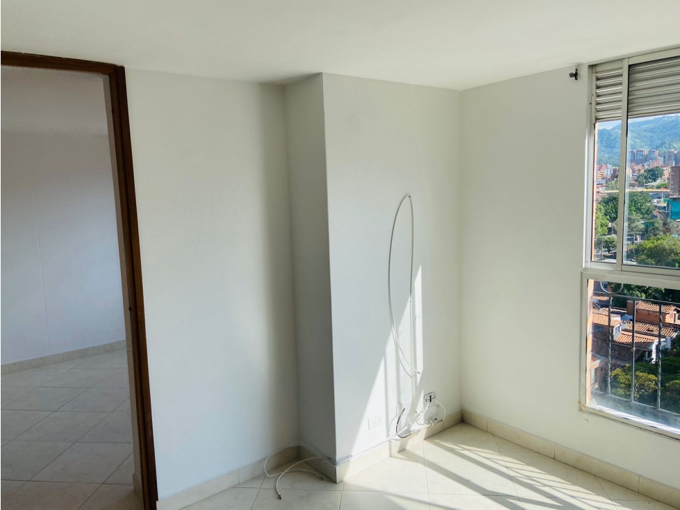 ARRIENDO APARTAESTUDIO SECTOR FLORESTA — foto 2