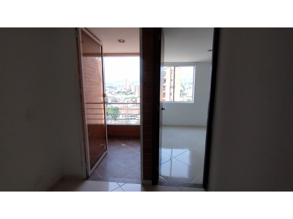 ARRIENDO APARTAMENTO SECTOR FLORESTA — foto 3