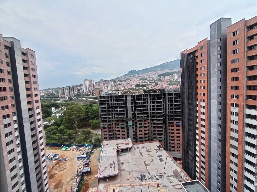 APARTAMENTO EN ARRIENDO SECTOR LA GABRIELA — foto 2