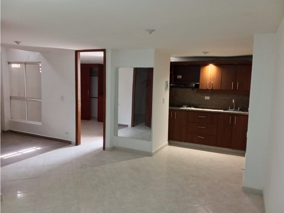 ARRIENDO APARTAMENTO SECTOR LAURELES — foto 2