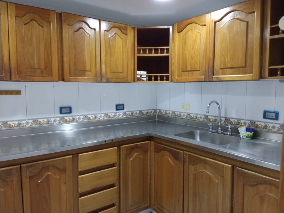 ARRIENDO APARTAMENTO SECTOR BELEN ROSALES — foto 5