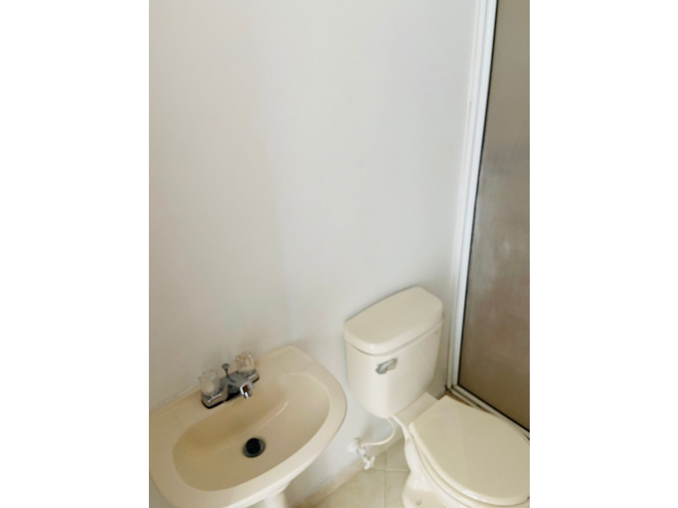 ARRIENDO APARTAESTUDIO SECTOR FLORESTA — foto 5