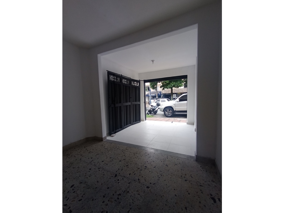 LOCAL EN ARRIENDO SECTOR DE LAURELES — foto 6