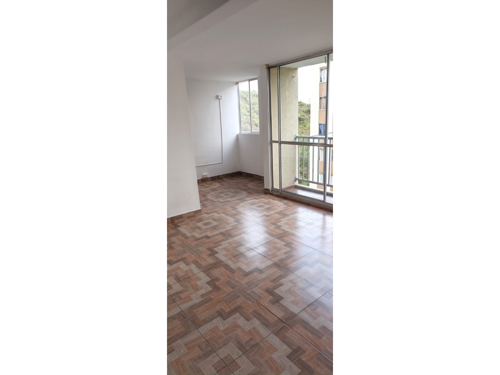 APARTAMENTO EN ARRIENDO SECTOR DE PARIS BELLO — foto 4