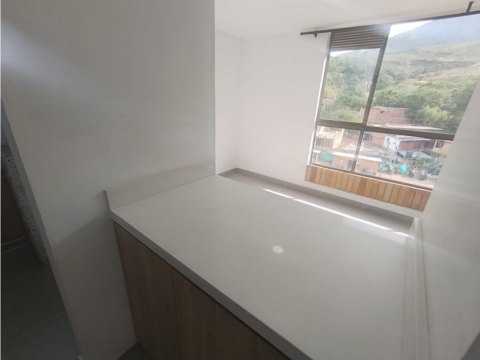 APARTAESTUDIO EN ARRIENDO SECTOR TRAPICHE BELLO — foto 4
