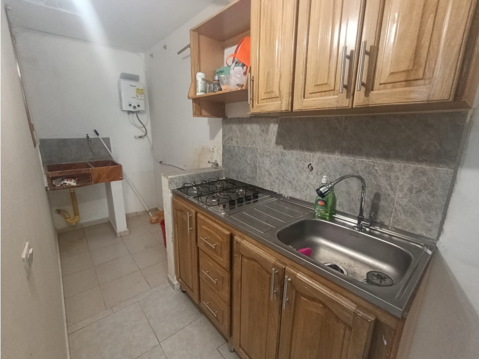 APARTAESTUDIO EN ARRIENDO ROBLEDO PAJARITO