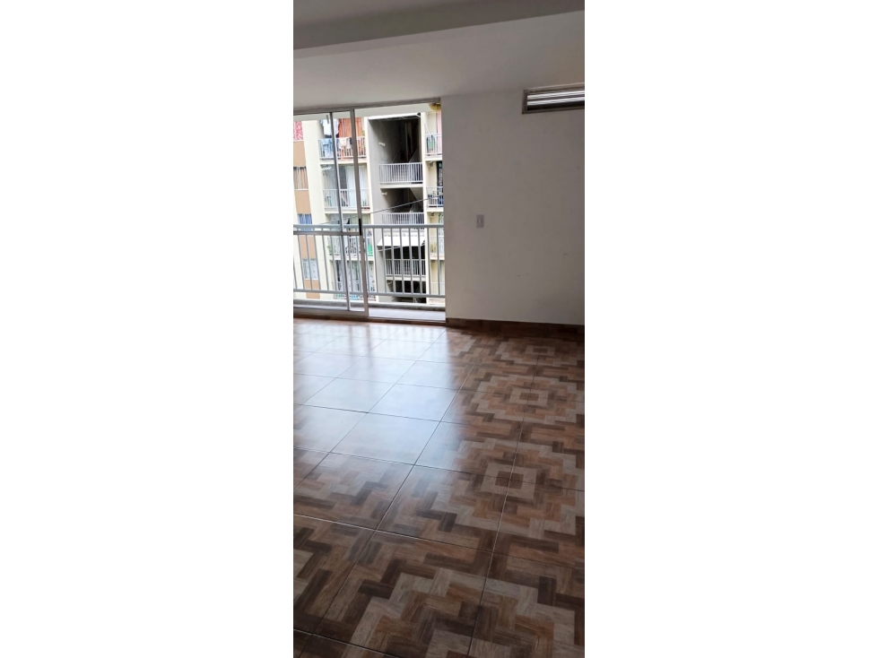 APARTAMENTO EN ARRIENDO SECTOR DE PARIS BELLO — foto 3