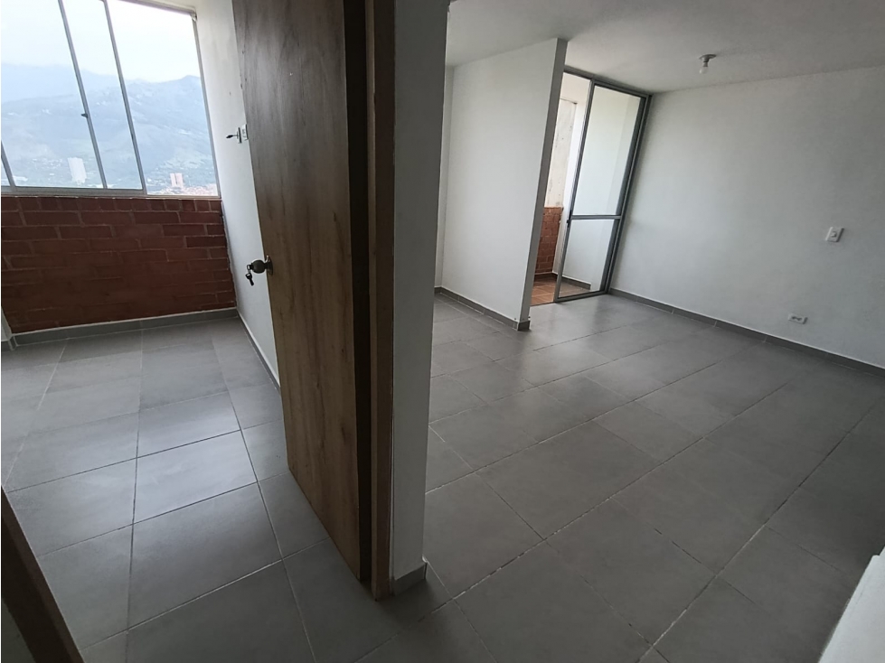 APARTAESTUDIO EN ARRIENDO SECTOR NIQUIA QUITASOL BELLO — foto 4