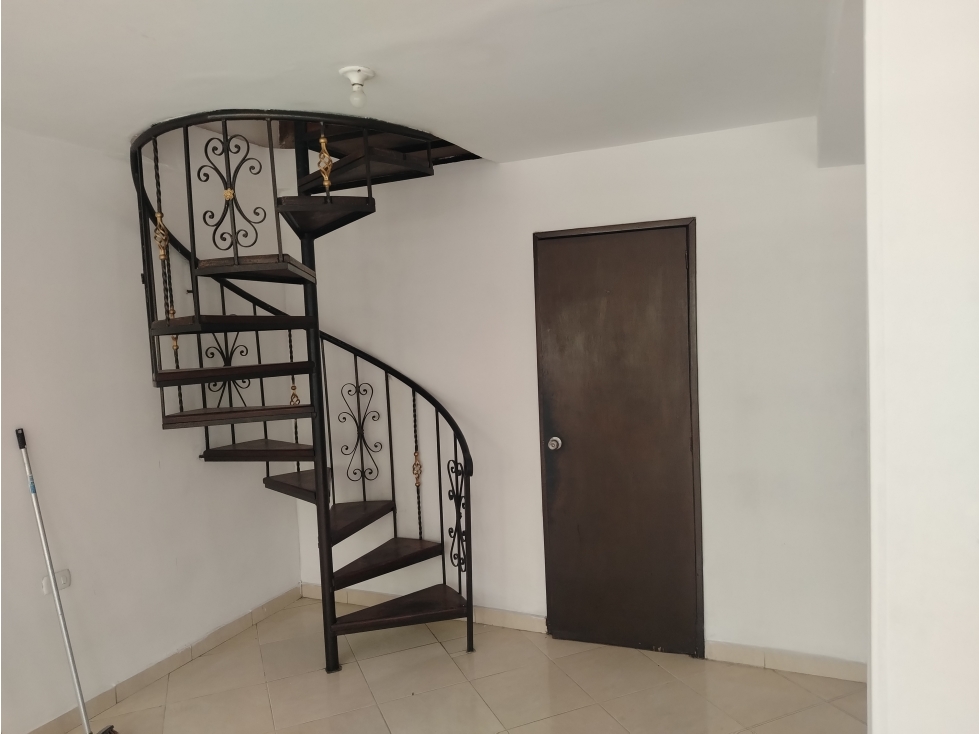 APARTAMENTO DUPLEX EN ARRIENDO BELÉN FÁTIMA — foto 3