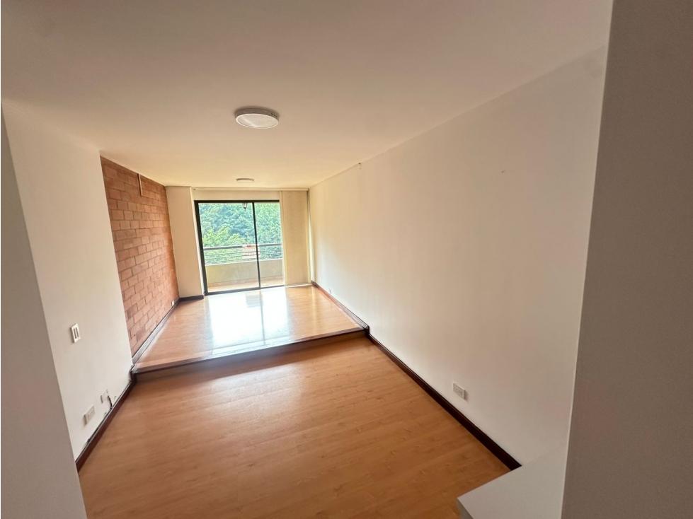 Apartamento en arriendo sector POBLADO SAN LUCAS — foto 4