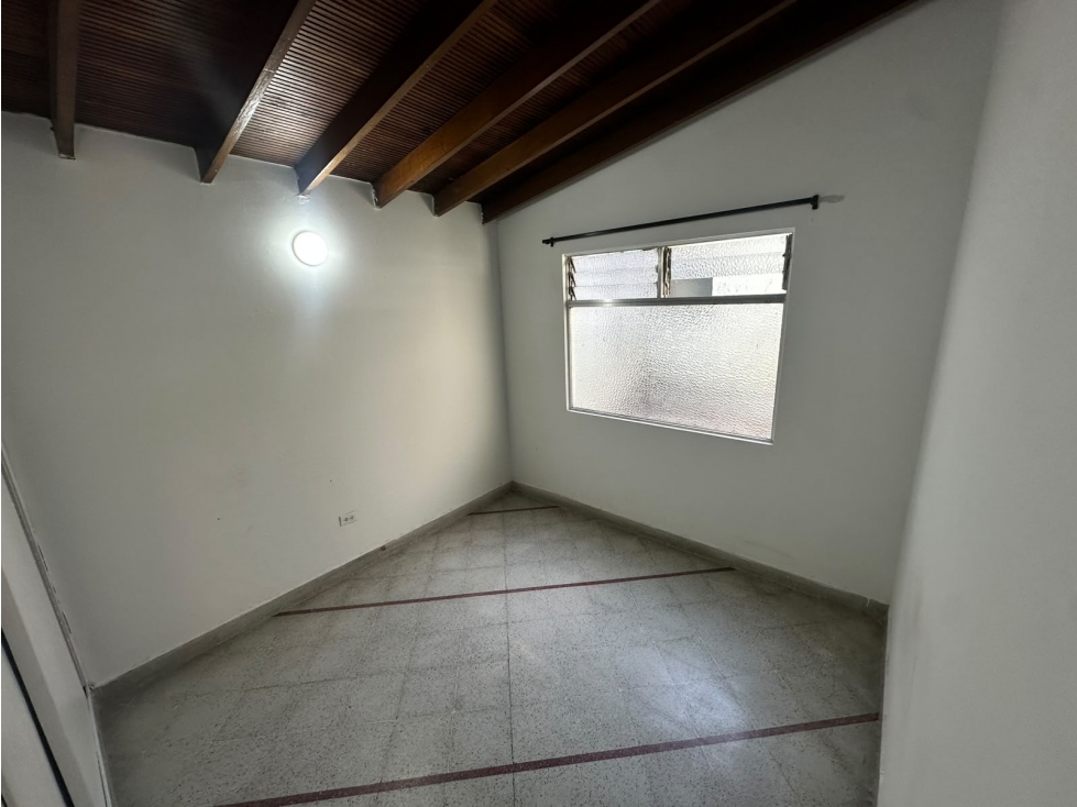 Casa segundo piso en arriendo, sector Florida Nueva — foto 5