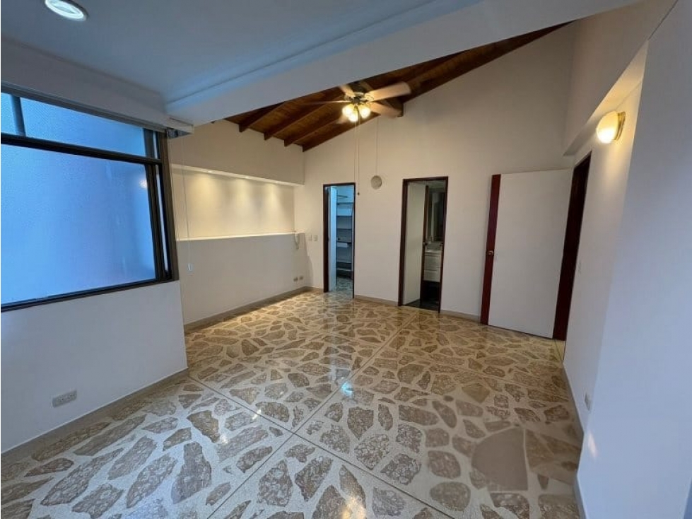EXCELENTE APARTAMENTO EN ARRIENDO SECTOR LAURELES