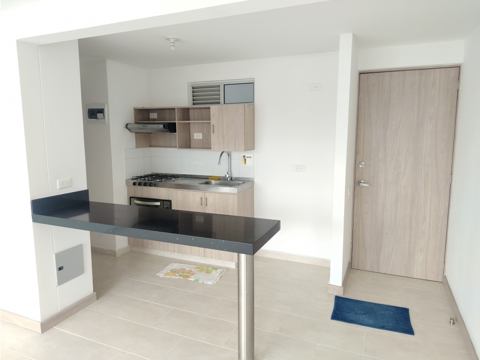 EXCELENTE APARTAMENTO EN ARRIENDO SECTOR CALASANZ — foto 2
