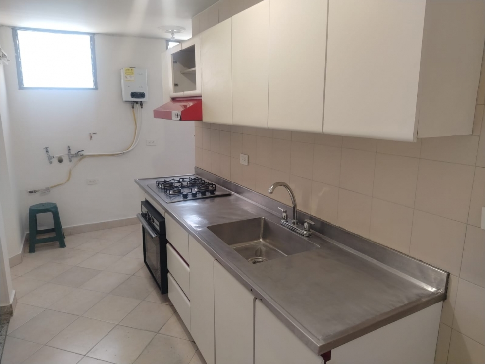 APARTAMENTO DÚPLEX EN ARRIENDO SECTOR SIMÓN BOLÍVAR