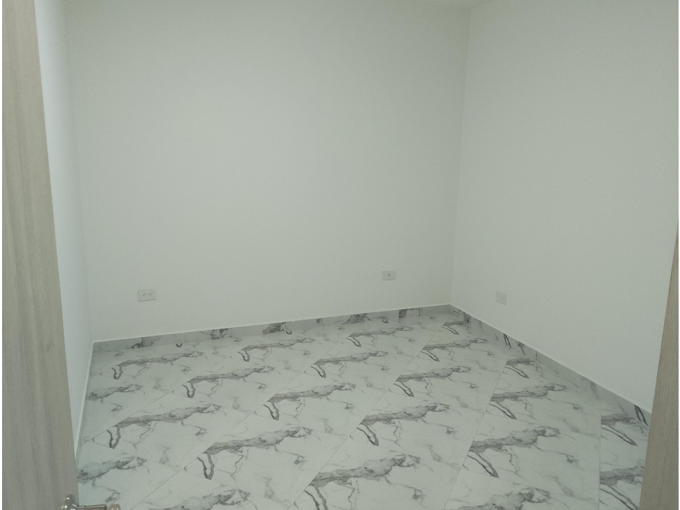 ARRIENDO APARTAMENTO PARA ESTRENAR PISO TERCERO EN ITAGUI — foto 4