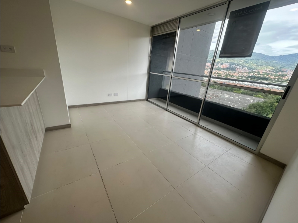 ARRIENDO APARTAMENTO SECTOR ITAGUI,CERCA A LA ESTACION ENVIGADO — foto 2