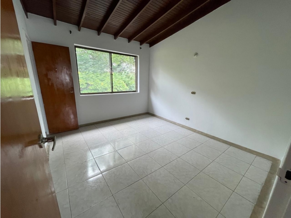 APARTAMENTO EN ARRIENDO SECTOR SIMON BOLIVAR — foto 5