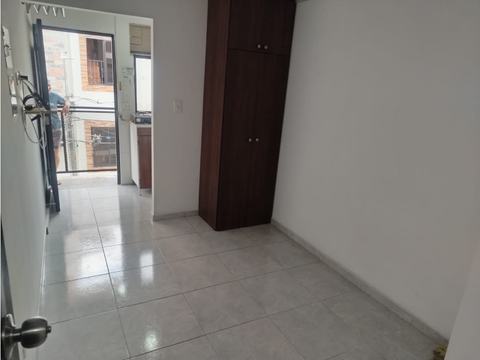 APARTAESTUDIO TIPO LOFT EN ARRIENDO BELÉN LAS MERCEDES — foto 4
