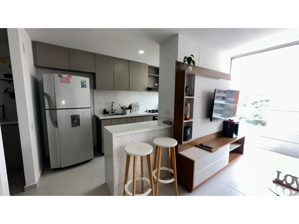 ARRIENDO APARTAMENTO SECTOR LOS COLORES — foto 2