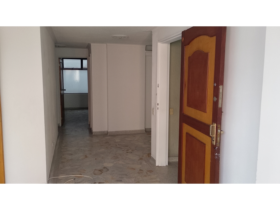ARRIENDO APARTAMENTO CERCA ALA PONTIFICIE BOLIVARIANA — foto 6