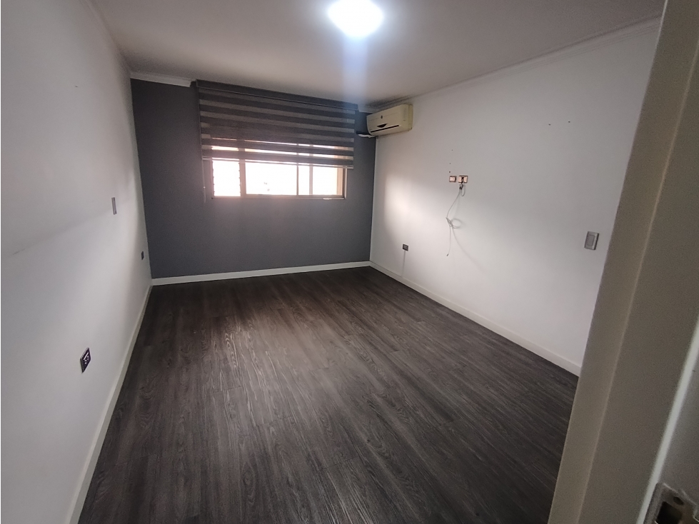 APARTA ESTUDIO EN ARRIENDO SECTOR LAURELES — foto 4