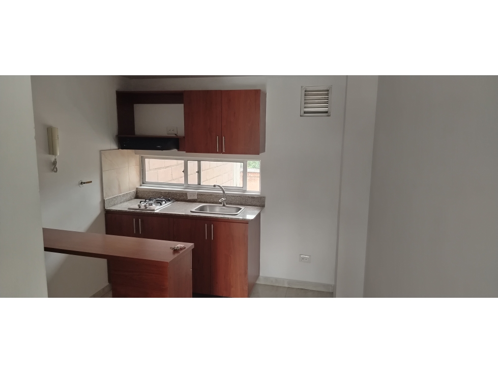 APARTAESTUDIO EN ARRIENDO EN EDIFICIO BELÉN LOS ALPES — foto 4