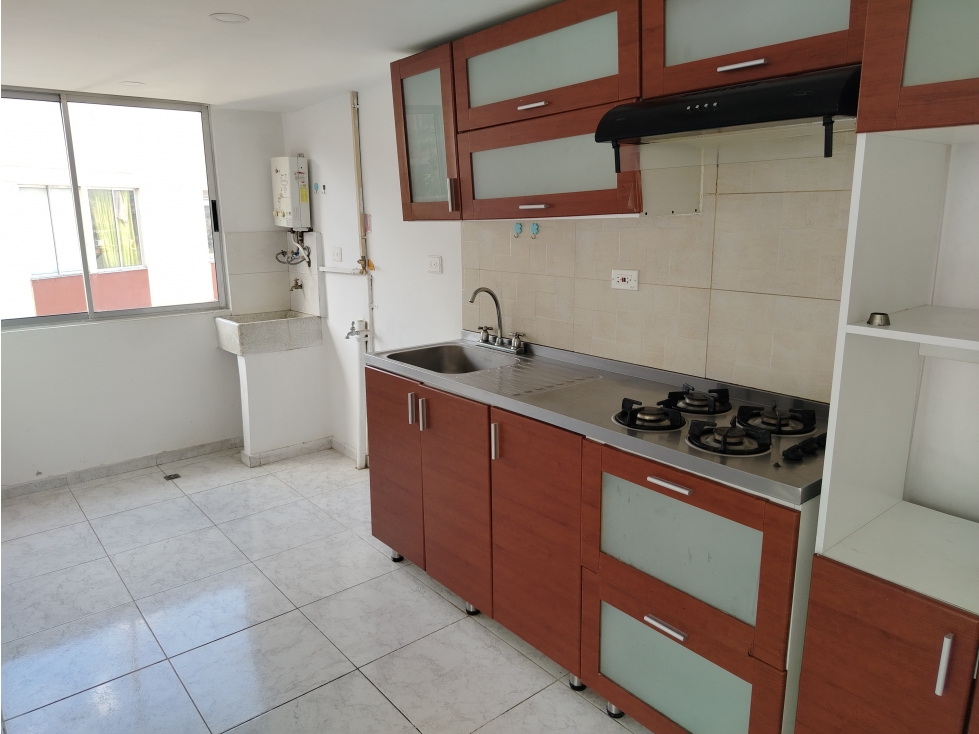 ESPECTACULAR APARTAMENTO EN ARRIENDO EN ENVIGADO — foto 2