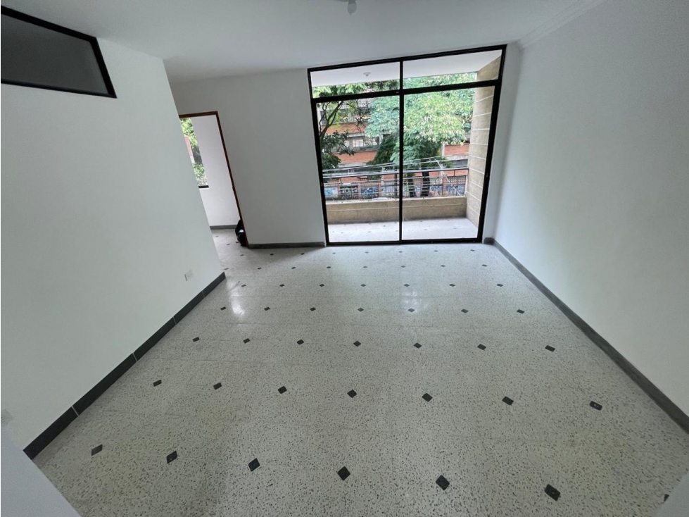 APARTAMENTO EN ARRIENDO SECTOR SIMON BOLIVAR — foto 4