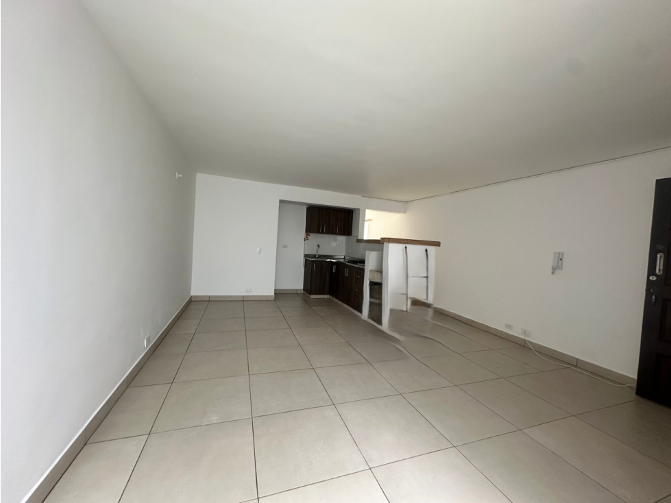 Apartamento en arriendo sector Lureles — foto 4