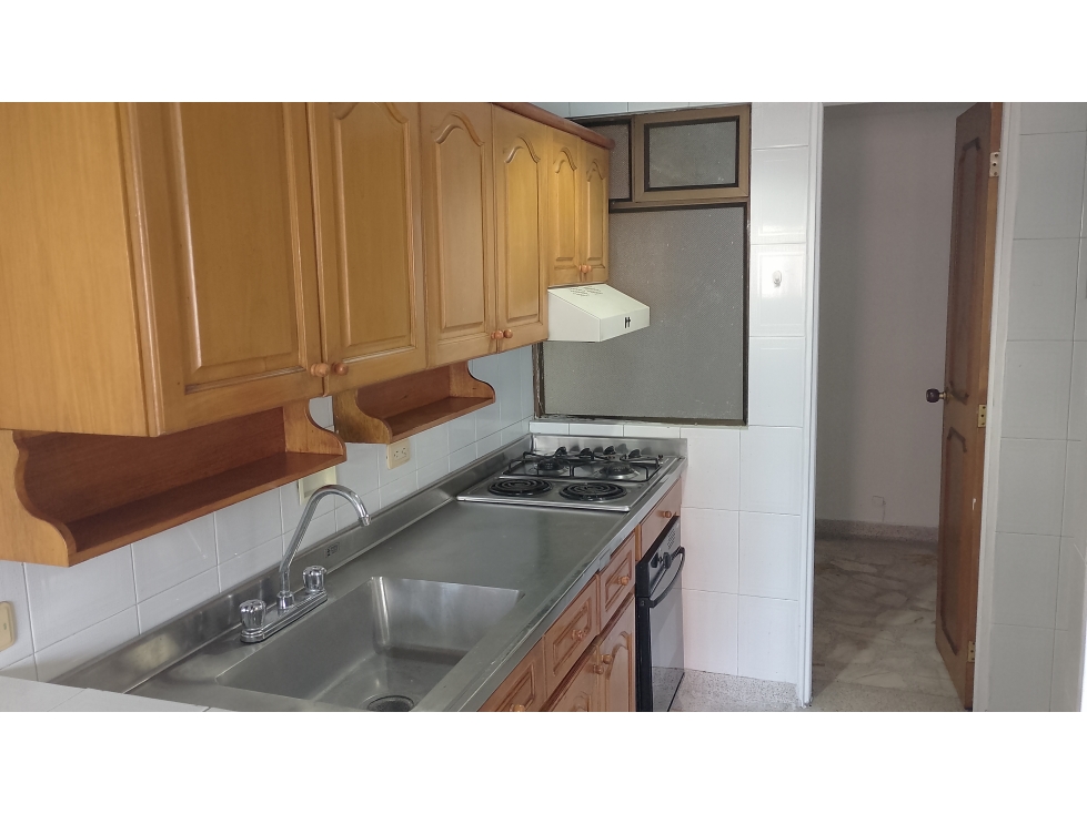ARRIENDO APARTAMENTO CERCA ALA PONTIFICIE BOLIVARIANA — foto 3