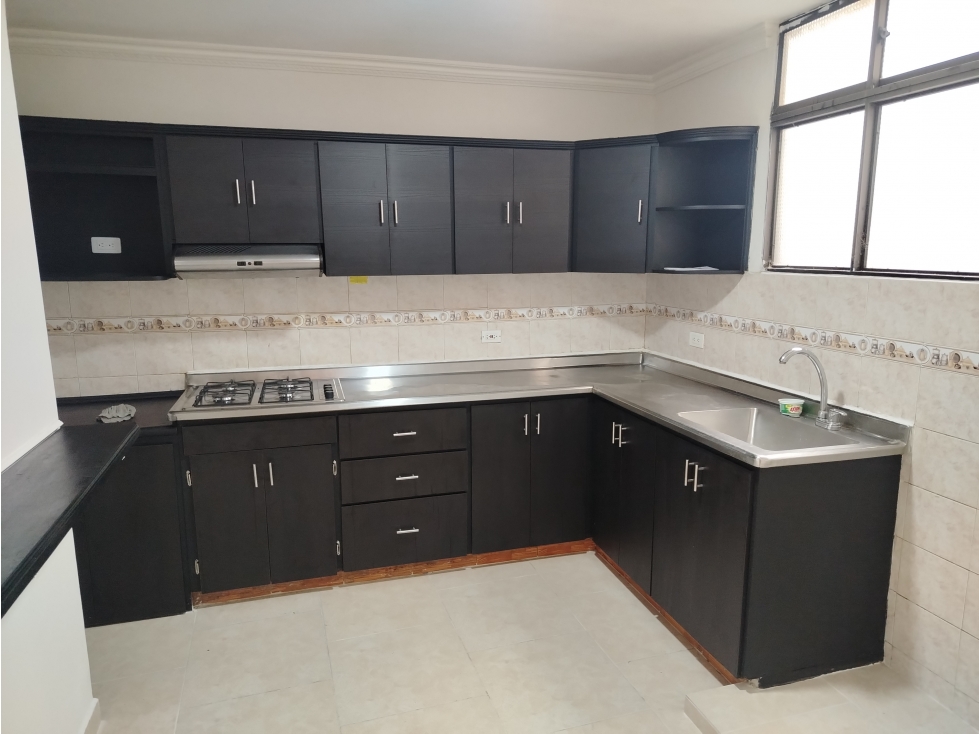 CASA EN ARRIENDO SEGUNDO PISO, SECTOR GUAYABAL — foto 2