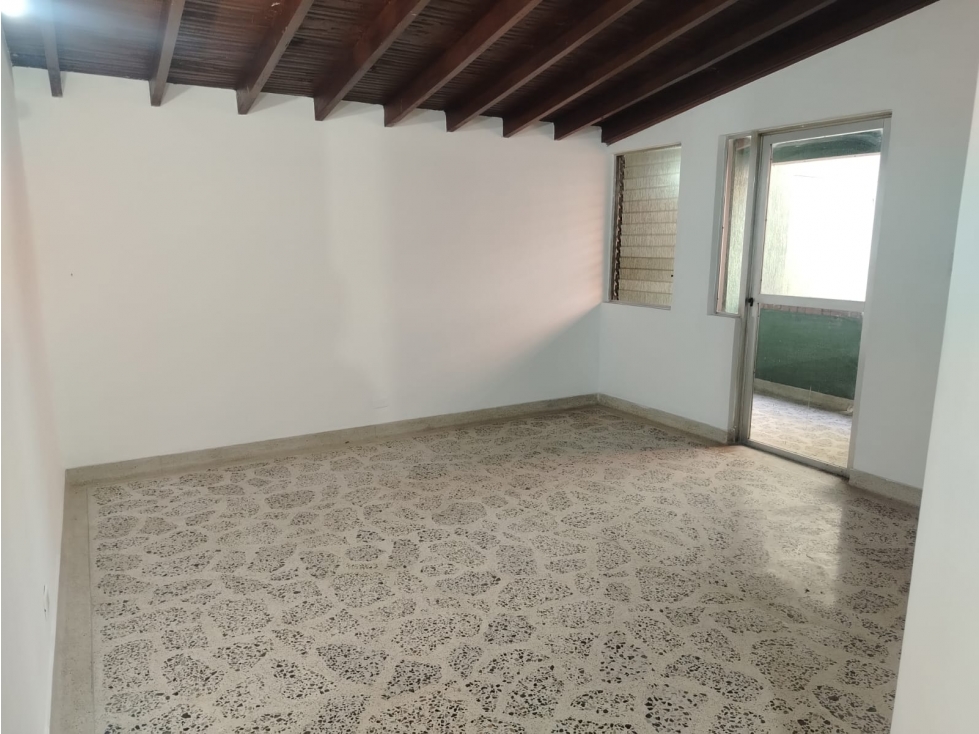 ARRIENDO APARTAMENTO DE 110 METROS CERCA A SANTA TERESITA — foto 5