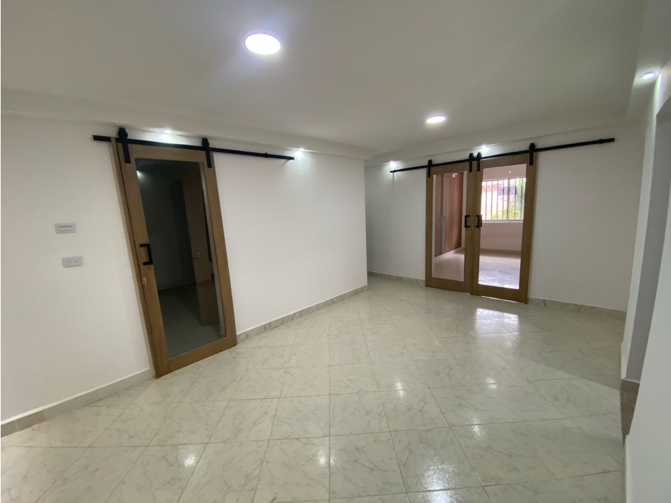 SE ARRIENDA CASA LA FLORESTA — foto 6