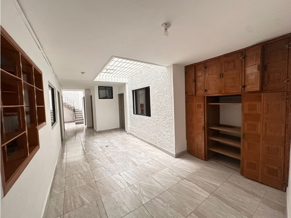 Casa primer piso Ubicada en belen Alameda — foto 2