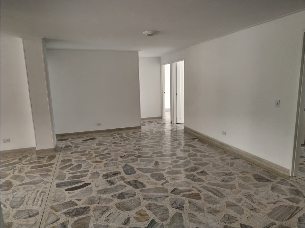 EXCELENTE APARTAMENTO EN ARRIENDO SECTOR BELEN ALAMEDA — foto 2