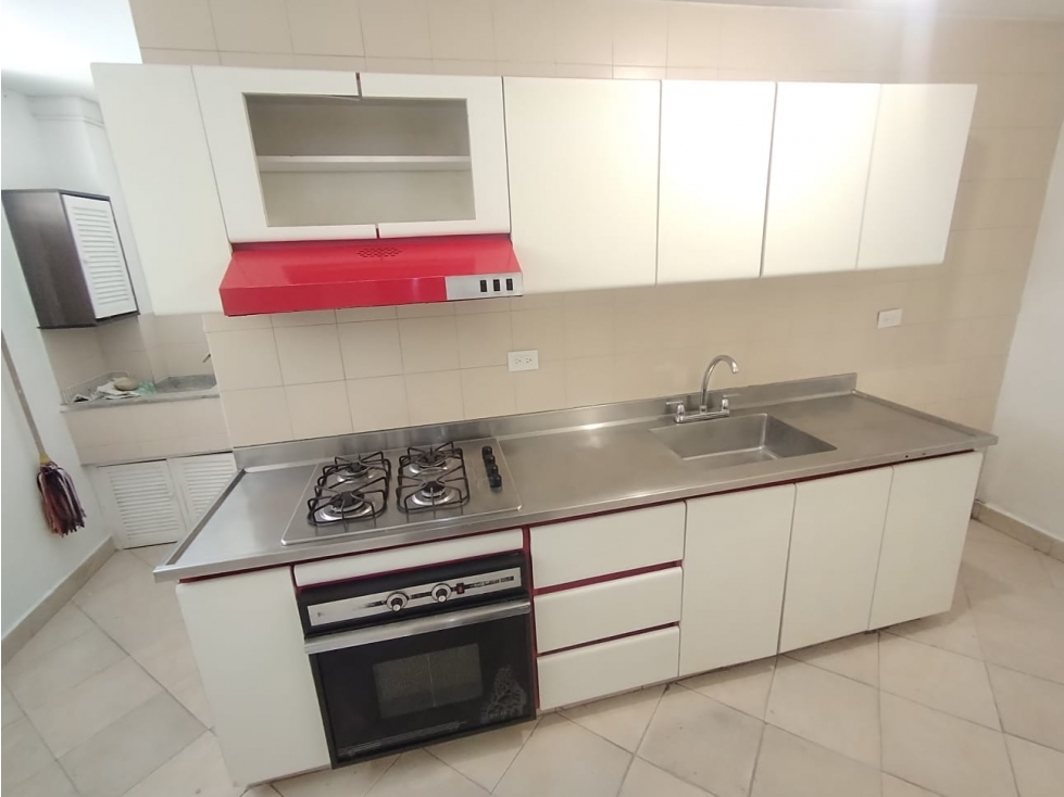 APARTAMENTO DÚPLEX EN ARRIENDO SECTOR SIMÓN BOLÍVAR — foto 2