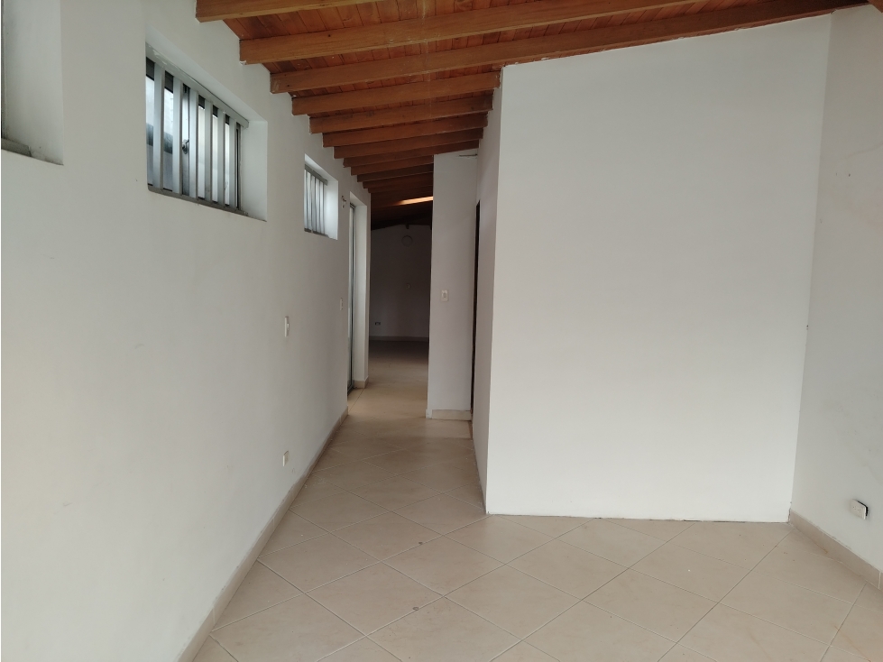 APARTAESTUDIO EN ARRIENDO SECTOR VENIDA 33 LAURELES — foto 2