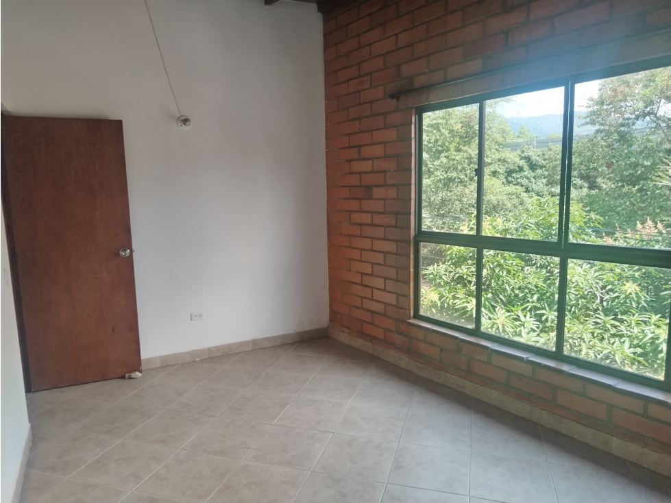 APARTAMENTO DUPLEX EN ARRIENDO BELÉN FÁTIMA — foto 5