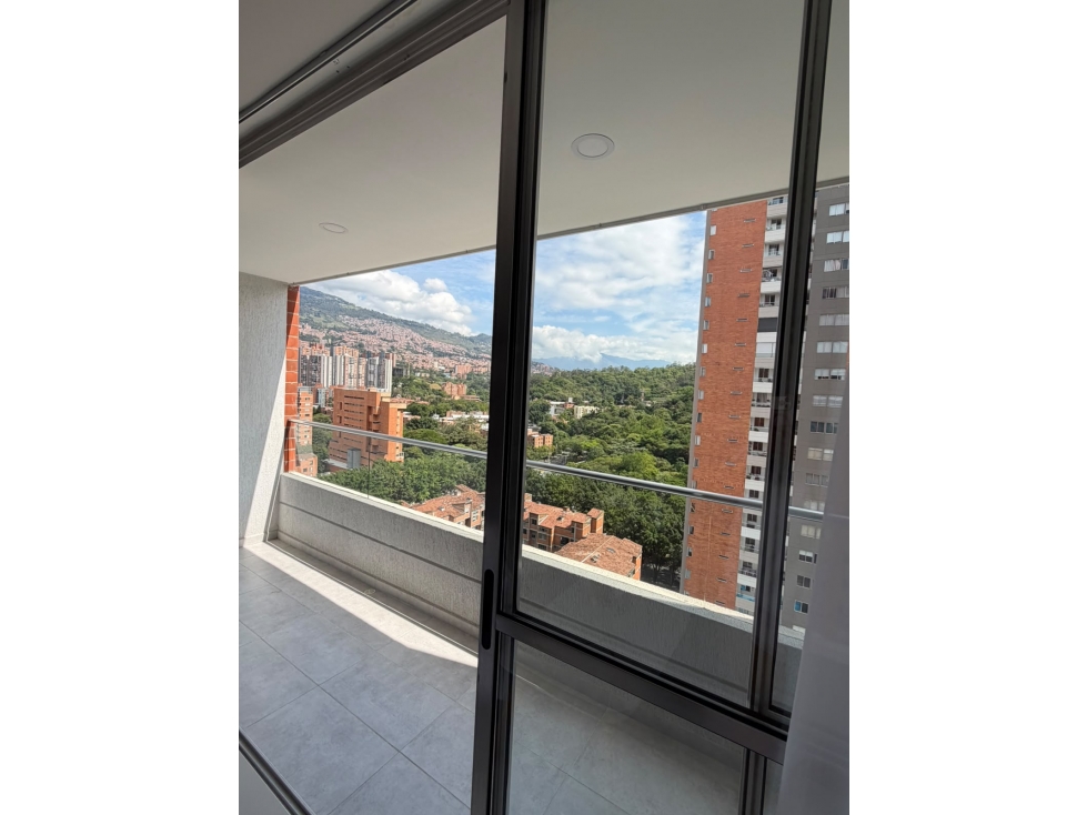 ARRIENDO APARTAMENTO SECTOR LOS COLORES — foto 4