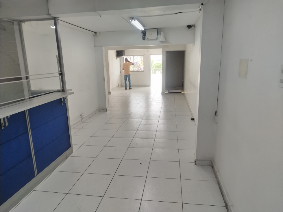 BODEGA O LOCAL EN ARRIENDO SECTOR CARIBE — foto 3