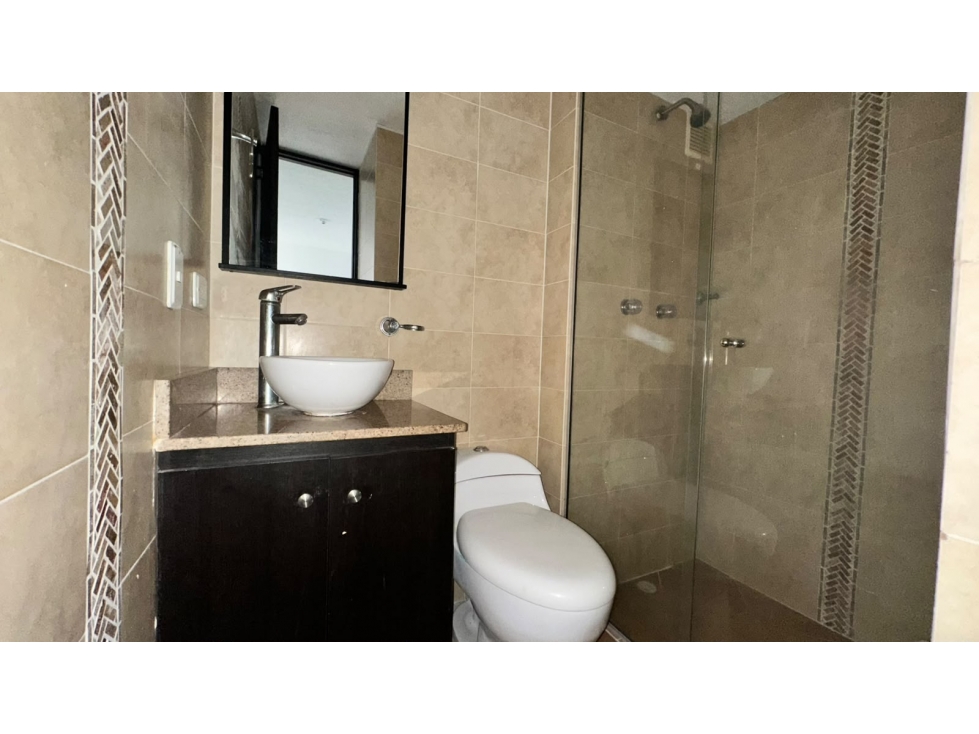 ARRIENDO APARTAMENTO SECTOR LOMA LOS BERNAL - 6