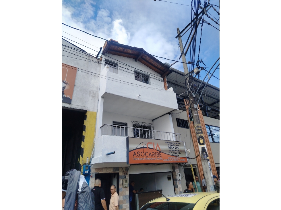 BODEGA  O LOCAL  EN ARRIENDO SECTOR CARIBE