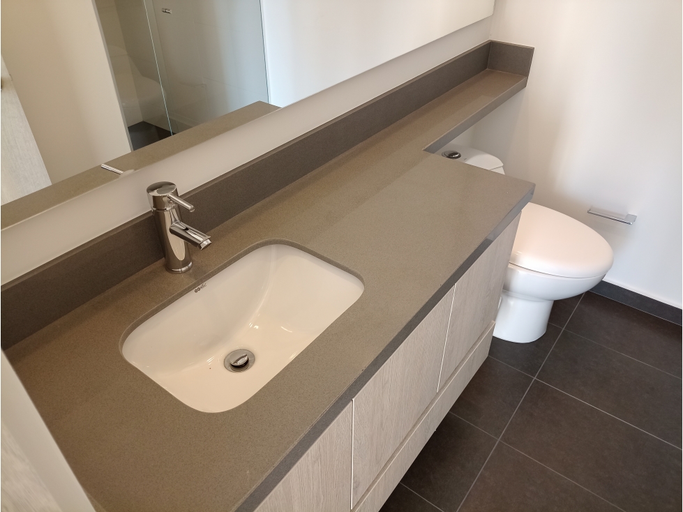 ARRIENDO APARTAMENTO PISO 22 EN UNIDAD CERRADA CON PANORAMICA — foto 3