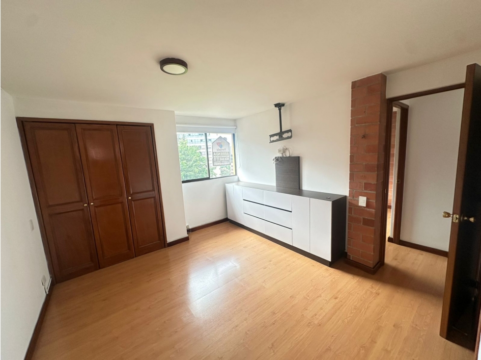 Apartamento en arriendo sector POBLADO SAN LUCAS — foto 5