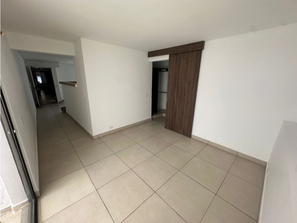 APARTAMENTO EN ARRIENDO SECTOR LAURELES CERCA AL PRIMER PARQURE — foto 4