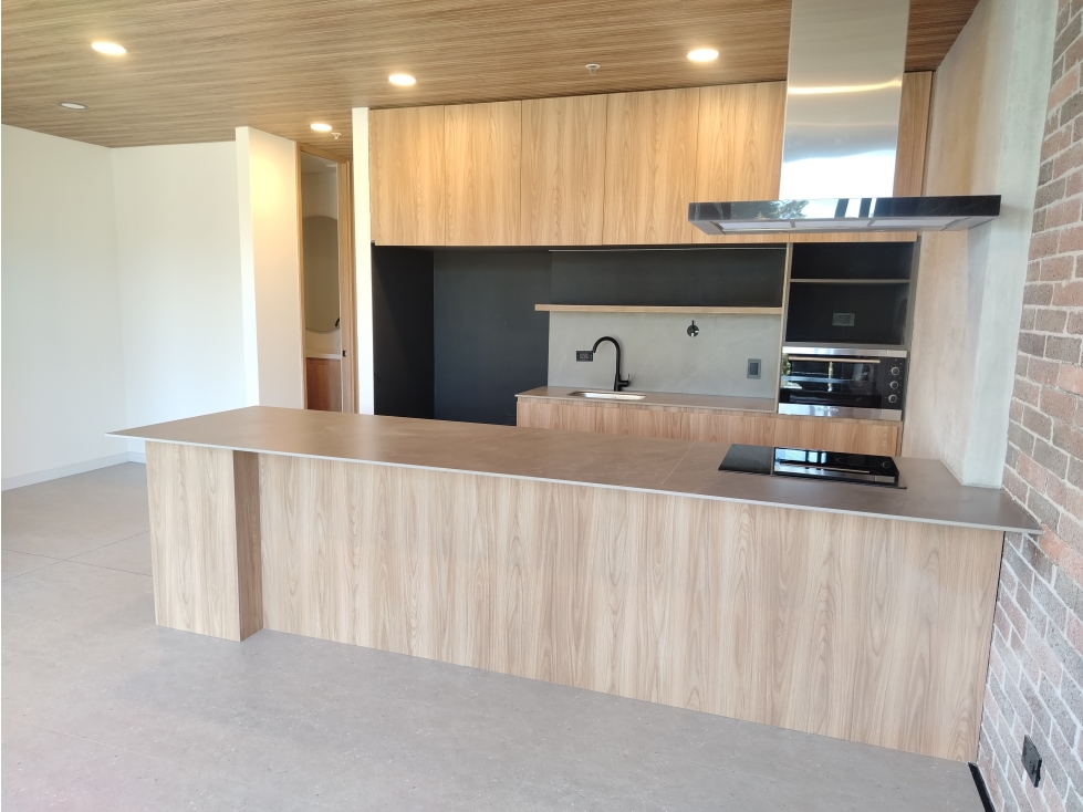 EXCELENTE APARTAMENTO EN ARRIENDO SECTOR ALTOS DE LAS PALMAS
